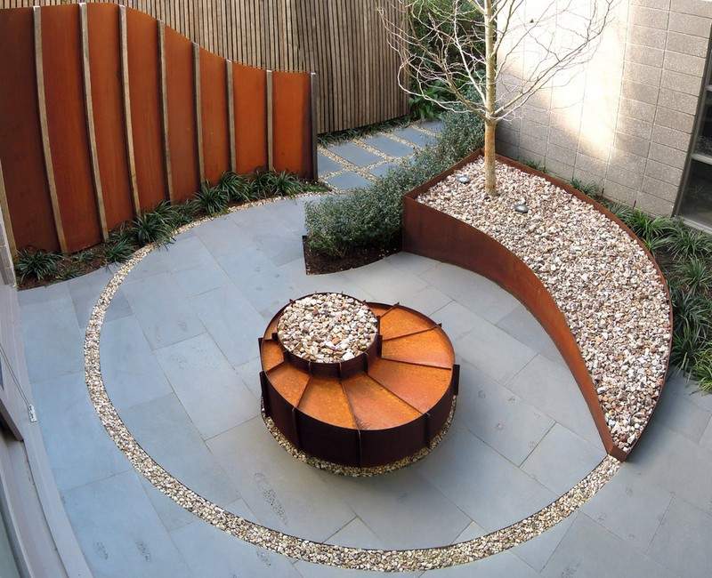 Sekretessstängsel-metall-rund-trädgård design-corten stålstaket