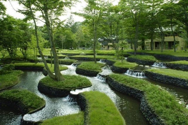 Trädgård vatten kaskader park landskap design terrasserad