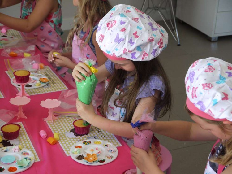 nyårsafton idéer barn cupcakes dekorera