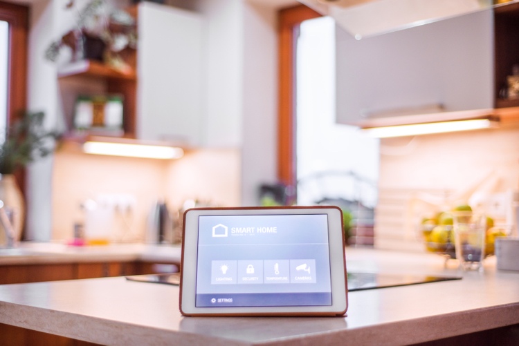 smart hemkoncept automatisk hushållsapparatkontroll multimedia