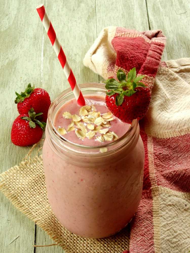 frukt müsli jordgubbe smoothie recept diet