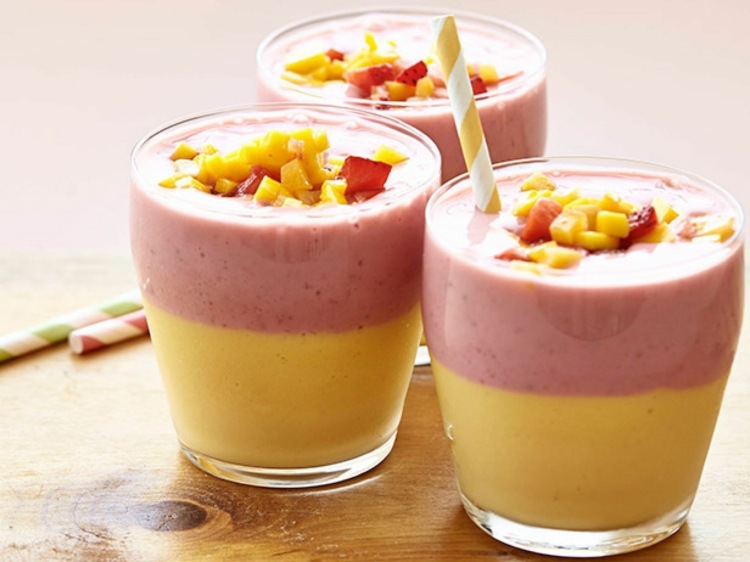 Gör din egen smoothie jordgubbe-persika-banan