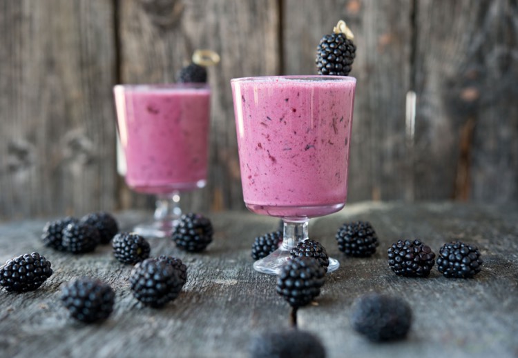 smoothies-bantning-hallon-yoghurt