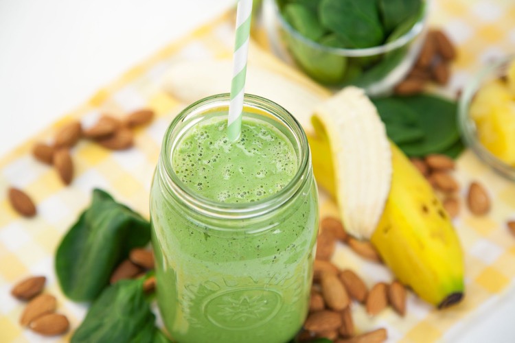 smoothies-bantning-spenat-banan