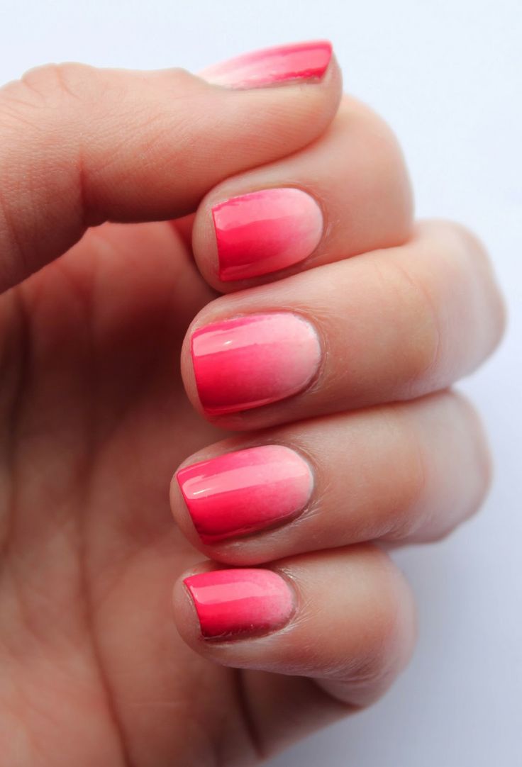 ombre-nagel-design-dig-rosa-rosa-kuerze-naglar