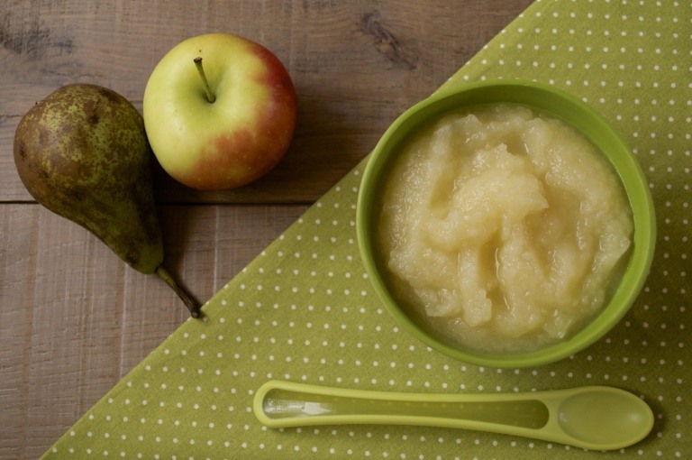 Eftermiddagsgröten med päron, äpple eller annan frukt ersätter den tredje ammningen