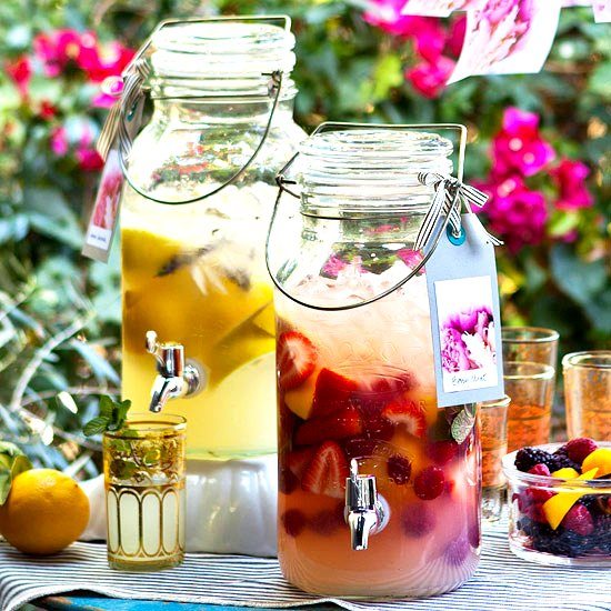 Sangria drink dispenser glas sommar fest trädgård