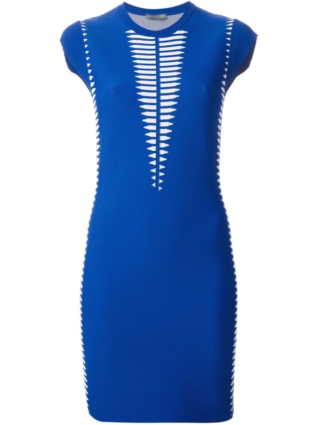 Skjortklänning-blå-knälängd-ALEXANDER-MCQUEEN-sommaren-2014-höftmodeller