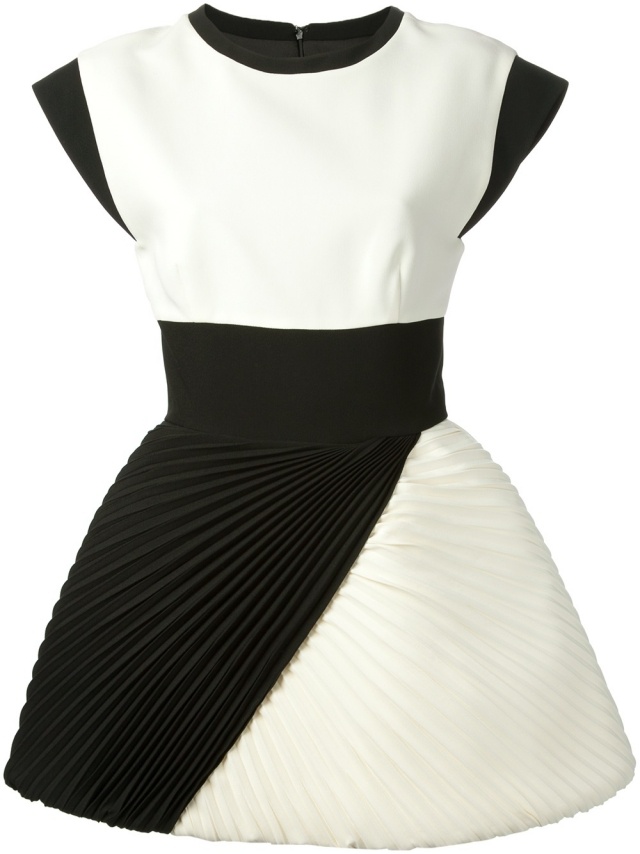 Underkjol-wrap-klänning-trendig-sommar-2014-FAUSTO-PUGLISI-modell-för-figur-typ-x