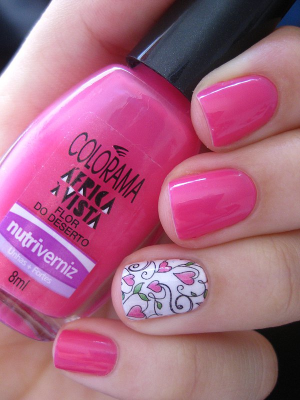 rosa-sommar-spik-design-effekt-nagelring finger-lekfull