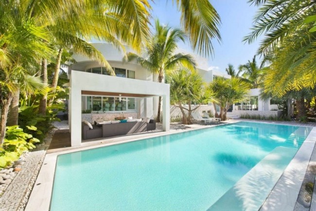 Platt tak design hus modern pool Miami island