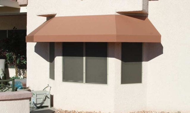 fönstertält typer av praktiskt solskydd fasad markiser design