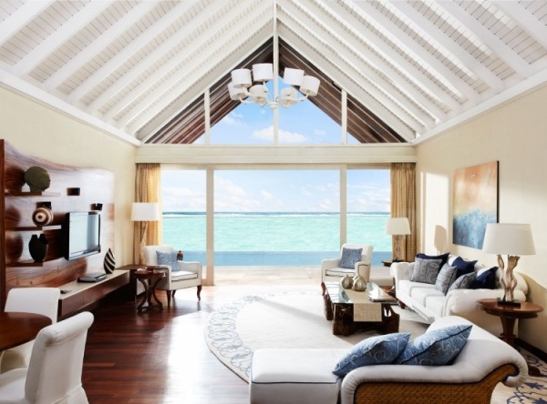 Hotelldesign-interiör vit inredning-i tropisk stil