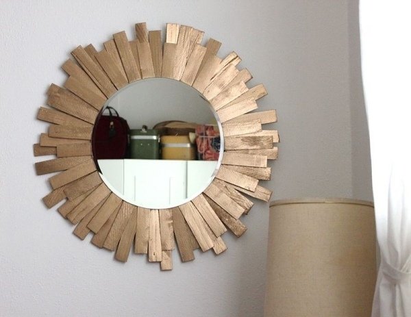 Spegel med guldram-gör-det-själv-idéer
