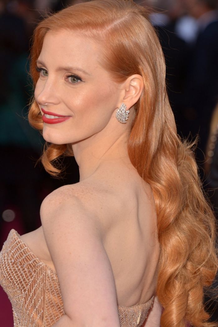 rödblond-hår-lång-vågor-Jessica-Chastain