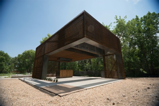 Vertikal-omslag-klassrum-gjord av stål