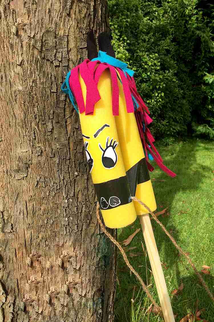 Stick-häst-tinker-simning-nudel-barn-leksaker-diy