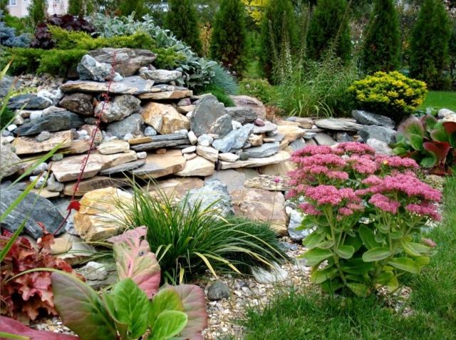 sten trädgård lägger stenbrott stenplattor lutning stapling växter