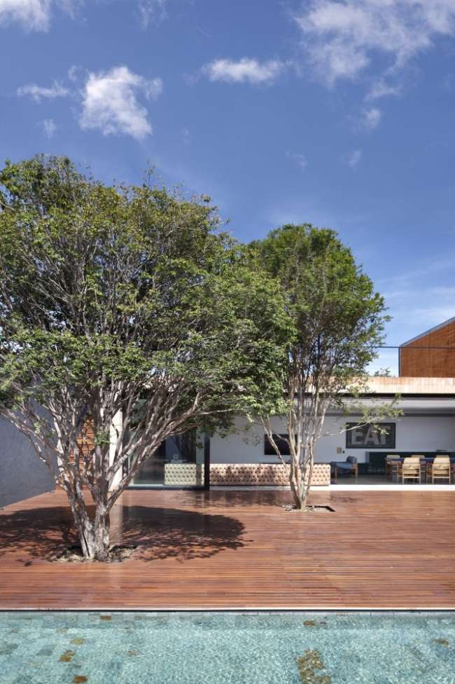 trädgård trä terrass modernt hus design av guilherme torres
