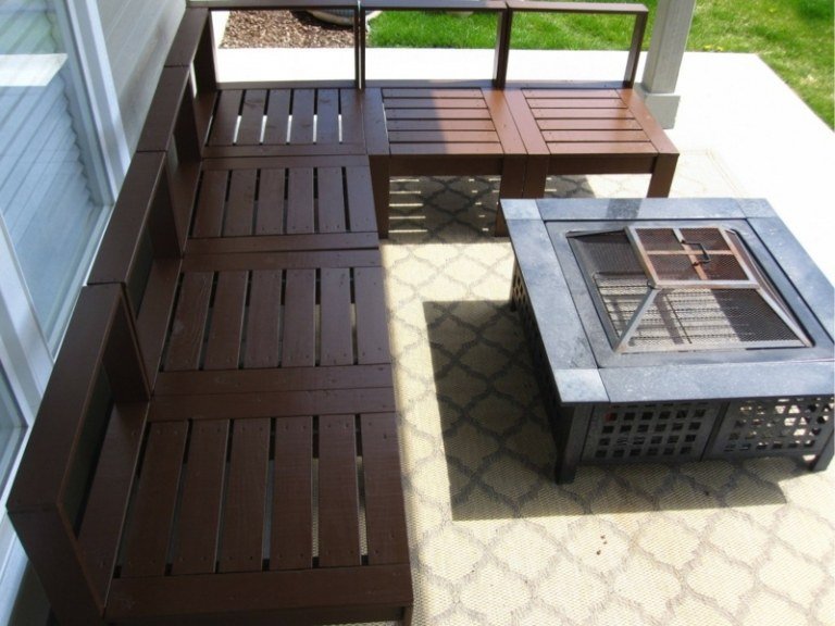 möbler från euro pallar terrass design lounge soffa brun grill