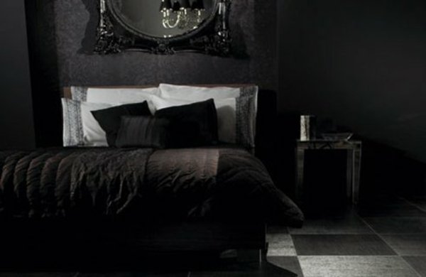 Spegel-svart-säng-gotisk stil
