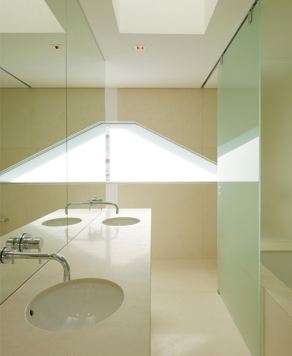 modern-minimalistisk-badrum-design