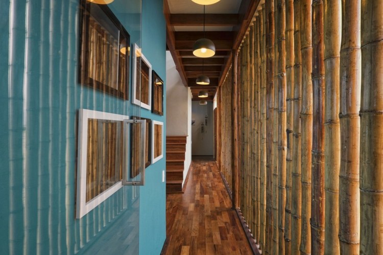 bambu strand hus korridor design parkett vägg turkosa bilder