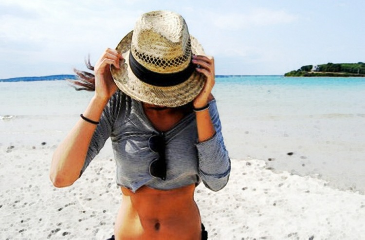 strandkläder och tillbehör fedora hatt solskydd huvud trend
