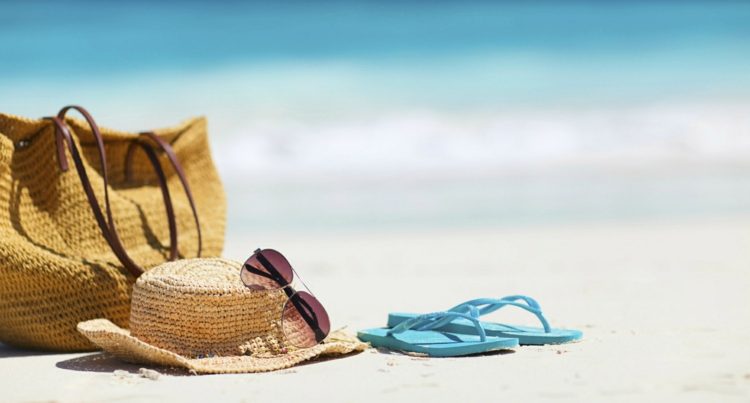 strandkläder-tillbehör-tips-idéer-strand-väska-pack-mode-redskap