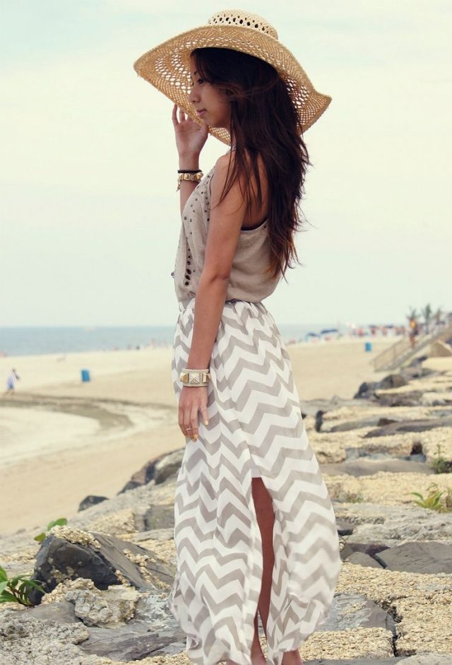 strandmode 2014 chic-beach-kjol-vit-beige-zig-zag-mönster-halm-hatt