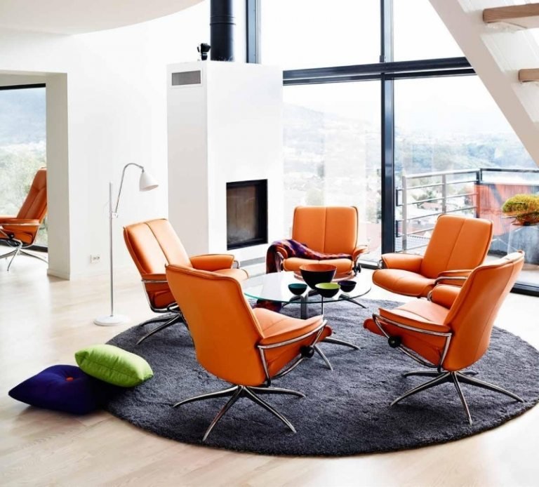 Skandinavisk fåtölj-stressfritt-vardagsrum-avkoppling-möbler-läder-lock