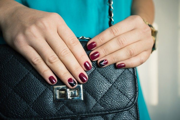 Striplac nagellack set för hem nagellack färger trender 2021