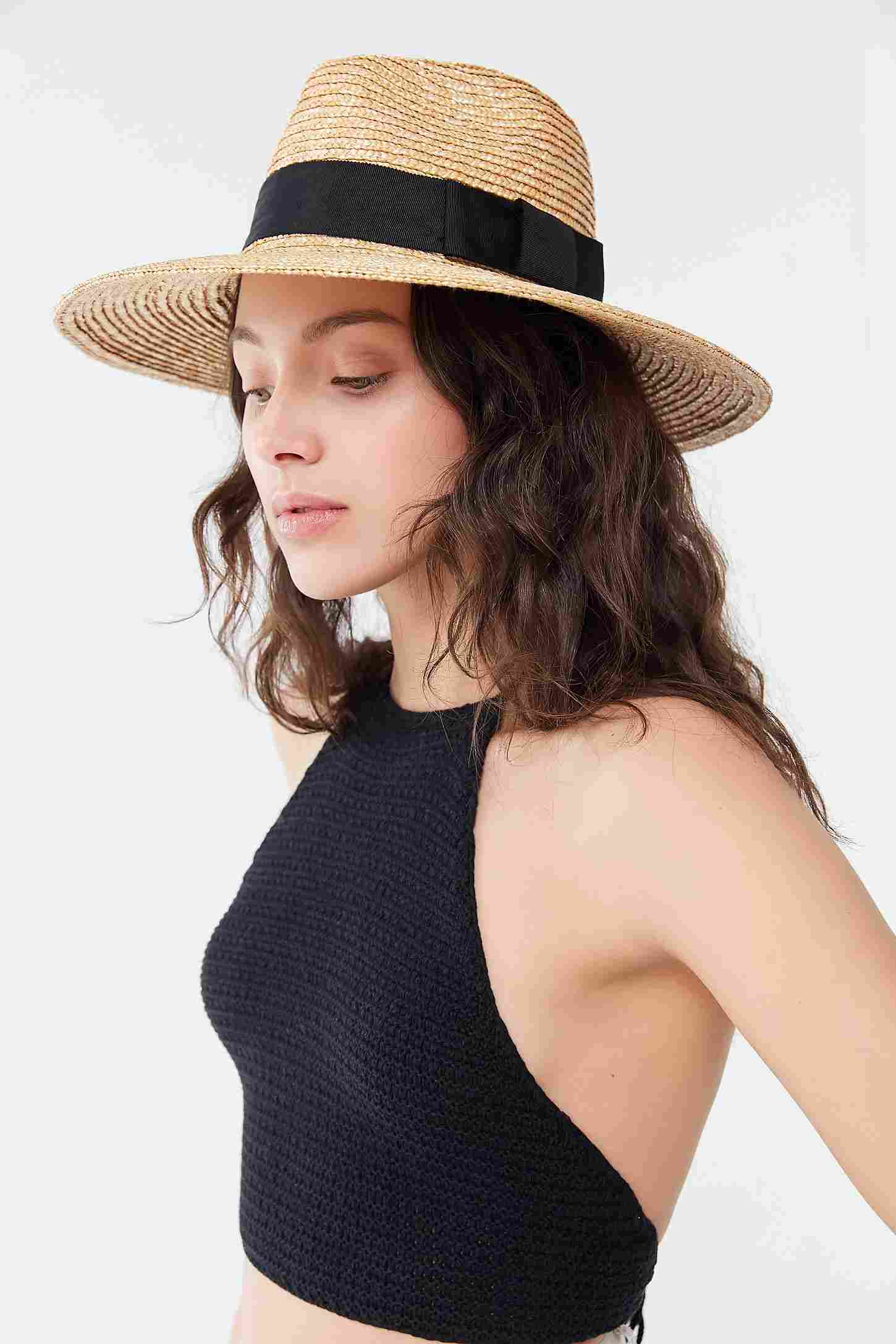 Halmhatt för kvinnor outfit sommar hatt modeller modetrender