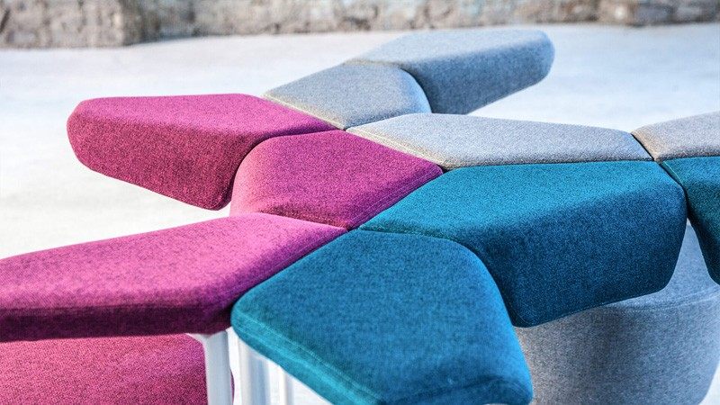Stol-armstöd-blå-rosa-grå-modul-möbler