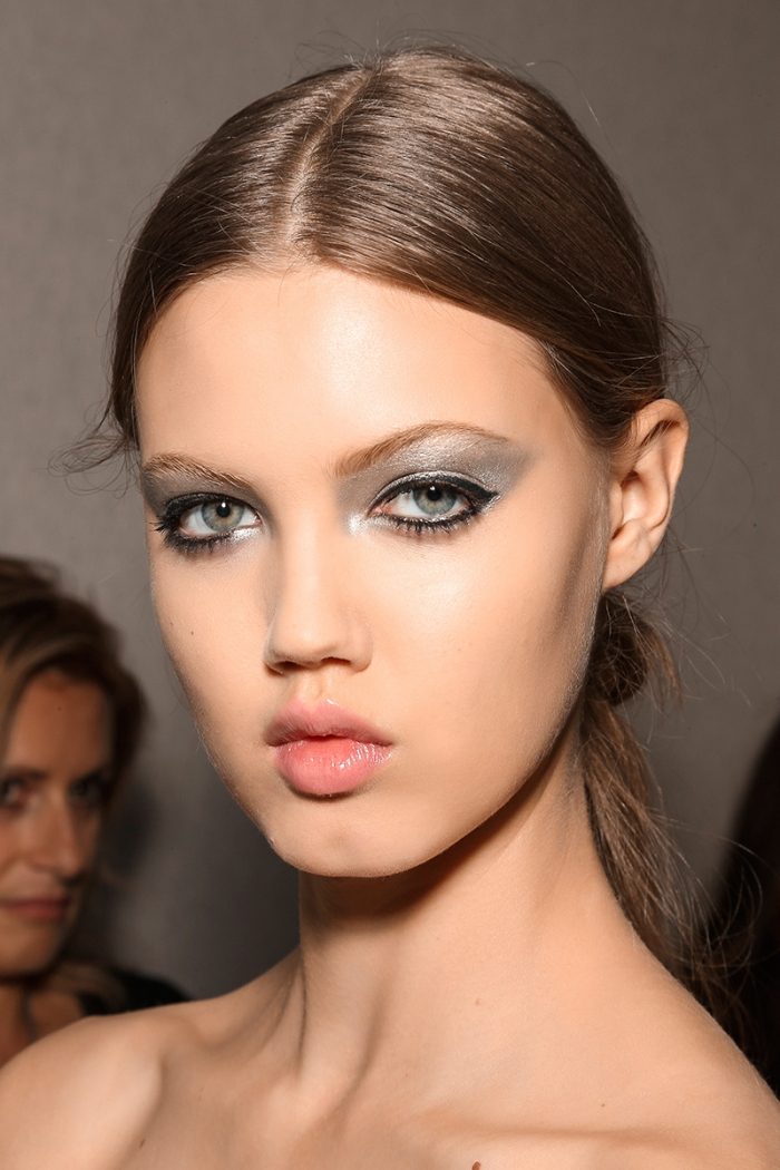 kvällsmake-up-blank-silver-ögonskugga-svart-eyeliner