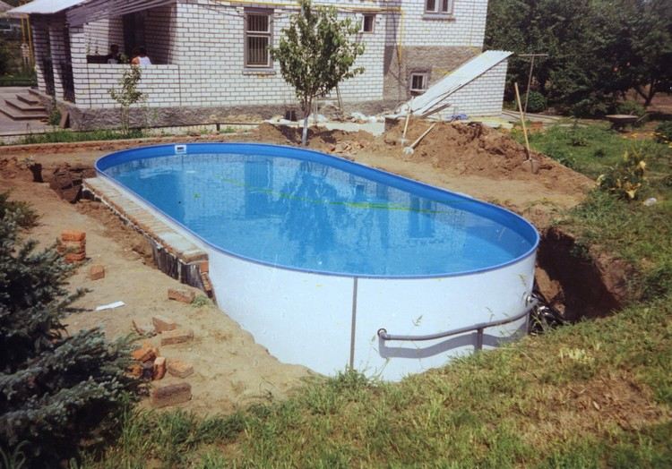 Bygg din egen grävda pool i din egen trädgård