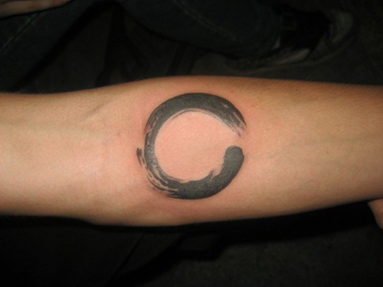 symbol för styrka zen-cirkel-buddhist-inre-makt