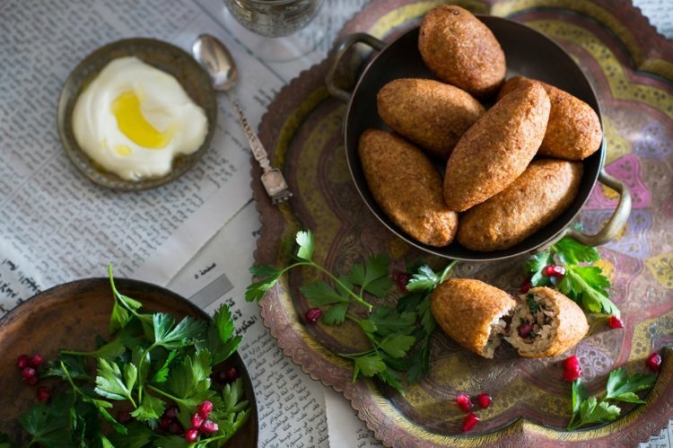 Kibbeh bulgur dumplings recept syriska