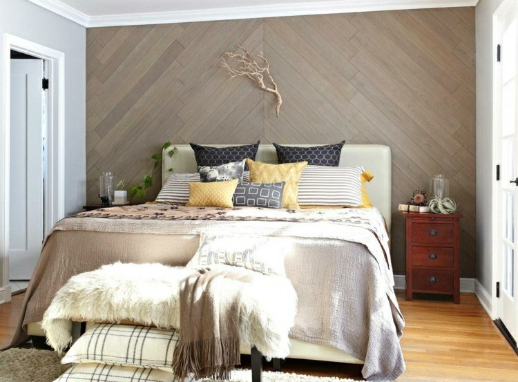 tapet-måla-över-sovrum-säng-kudde-bänk-vägg-design-trä-se-gren-vägg-färg-grå