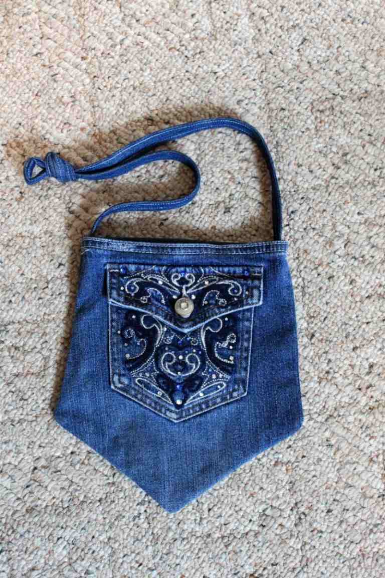 mini-pocket-age-jeans-self-made-back-pocket-decorate