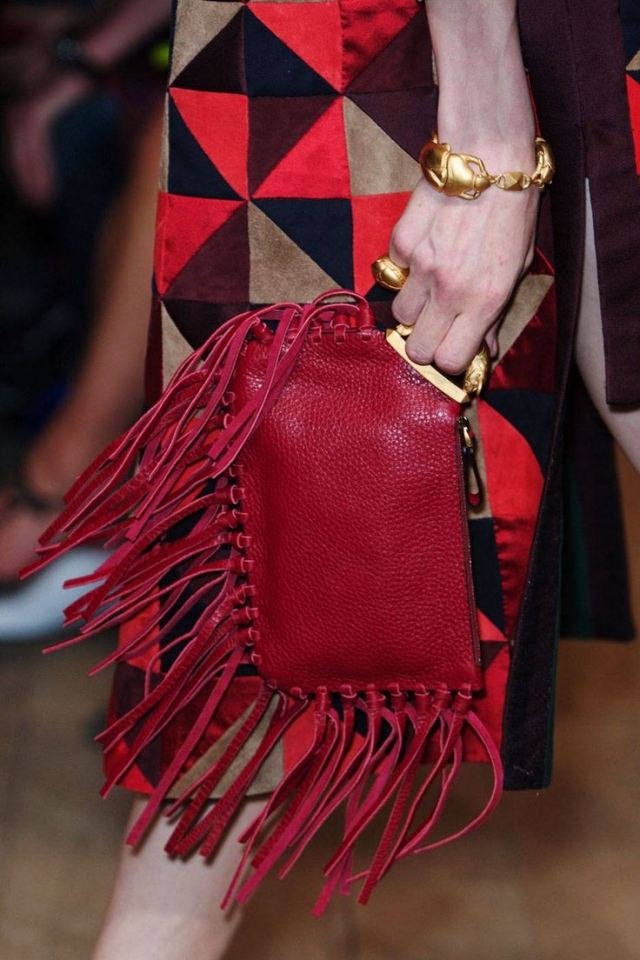 väskor trender 2014 kantade röda små designer handväskor