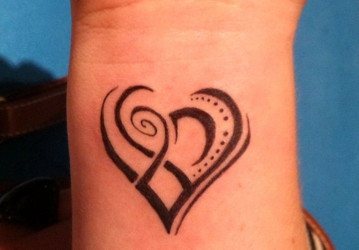 Handleds tatuering Hjärta Maori Män Idéer Bilder