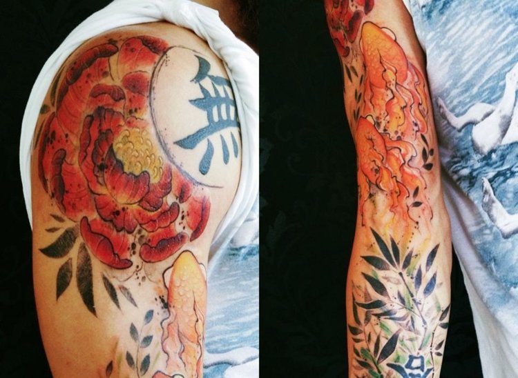Tatueringsdesign-män-japanska-hieroglyfer-blommor