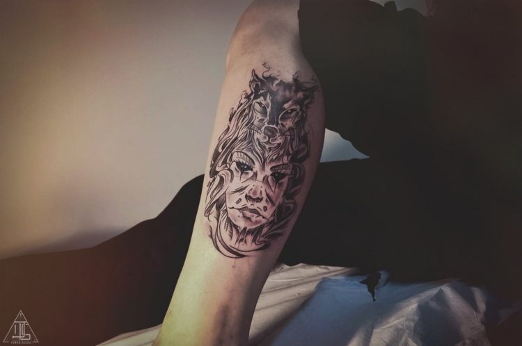 Tatueringsbilder-idéer-överarm-män-mönster