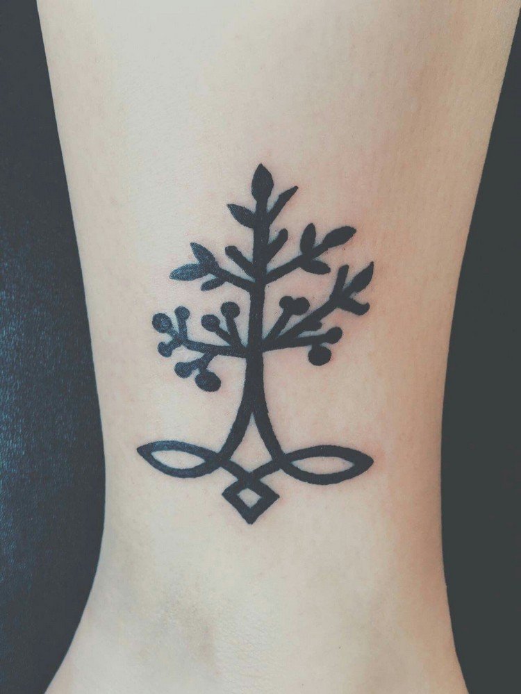 keltiska livets träd symbol släktträd tatuering