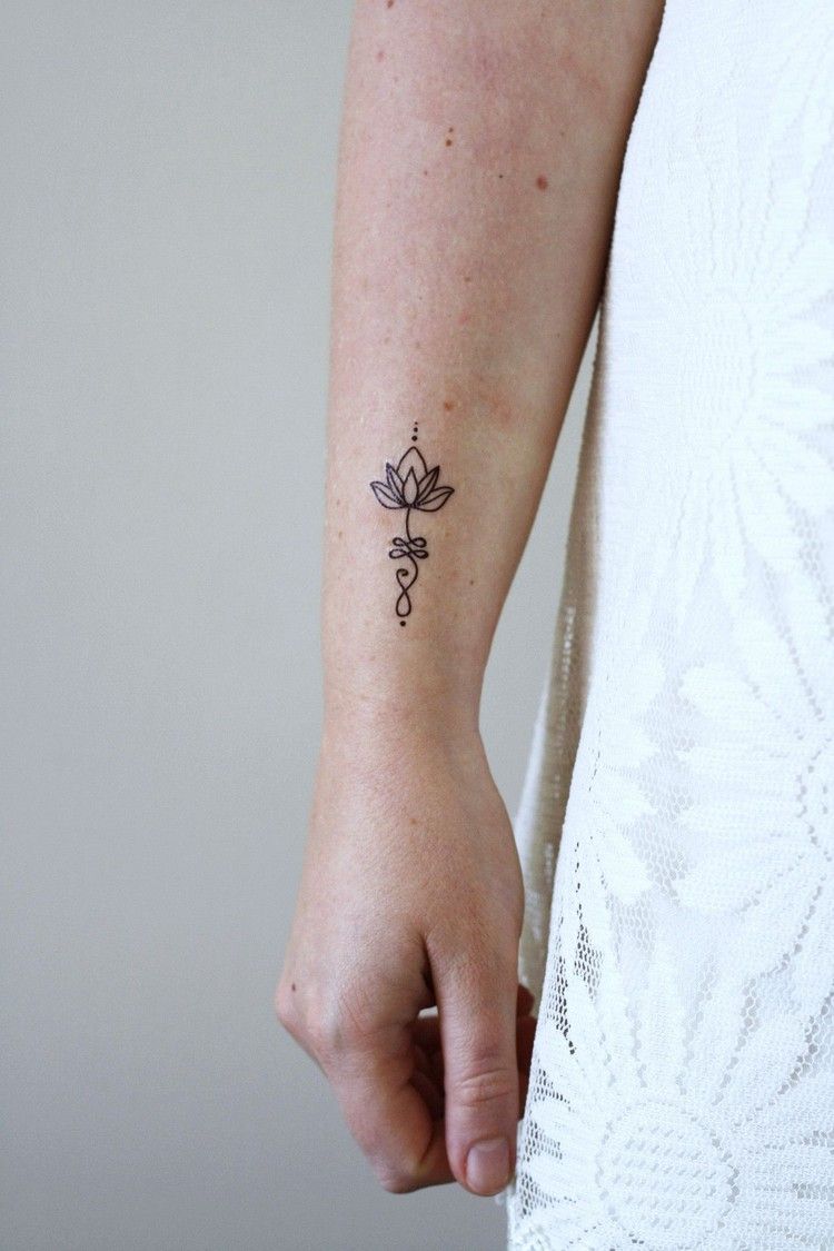tatuering-idéer-kvinnor-unalome-motiv-mening