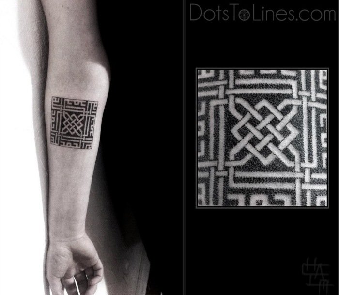 geometrisk-arm-tatuering-idéer-för-män-Chaim-Machlev