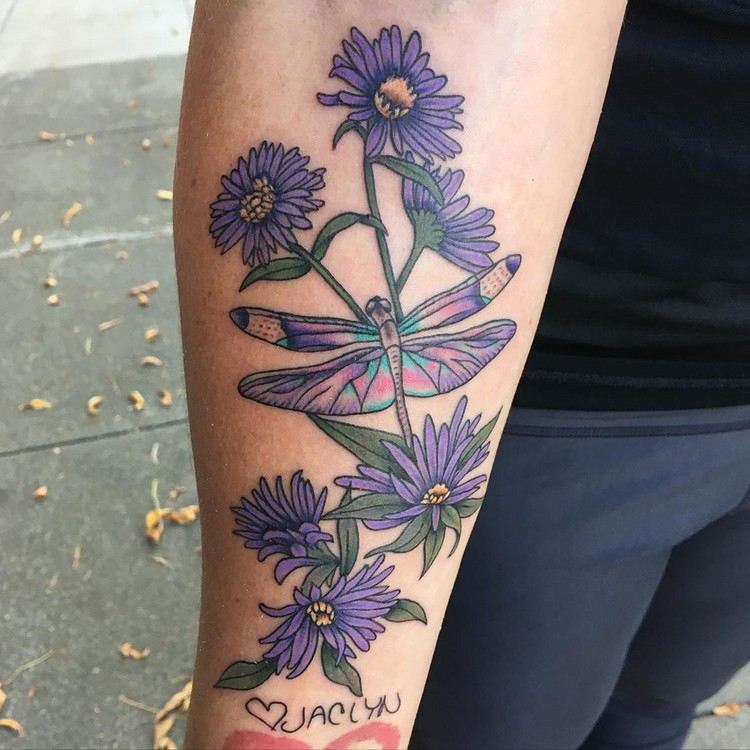 Dragonfly Tattoos Betydelse Blommor Tattoo Design för kvinnor
