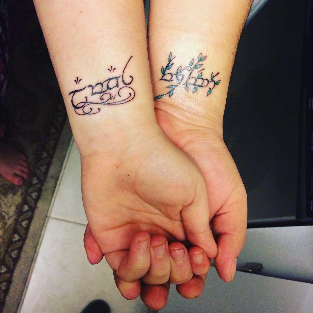 Bröllopstatueringar för kvinnor över 50 idéer handledstatuering design tatueringstrender