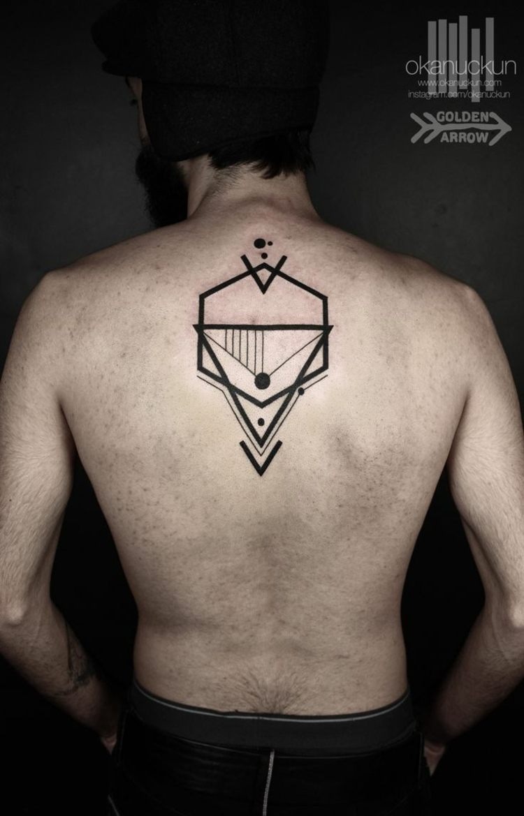 tatueringar surrealistisk design tillbaka idé geometrisk triangel sexkant